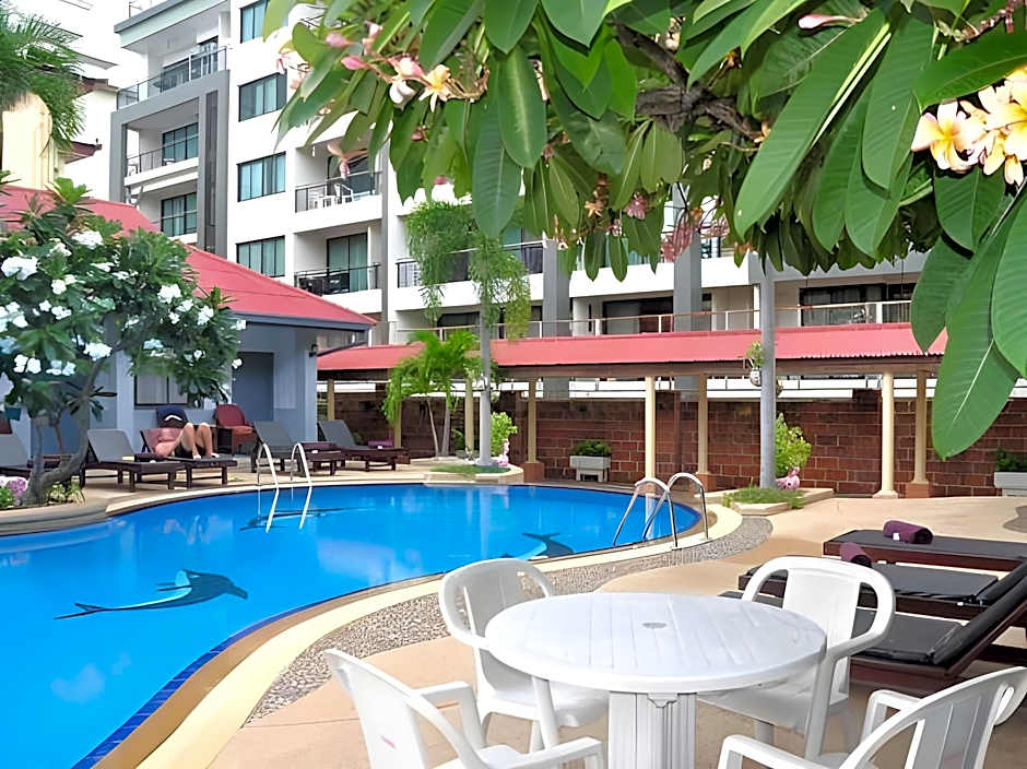 S Lodge Pattaya formally Sabai Lodge