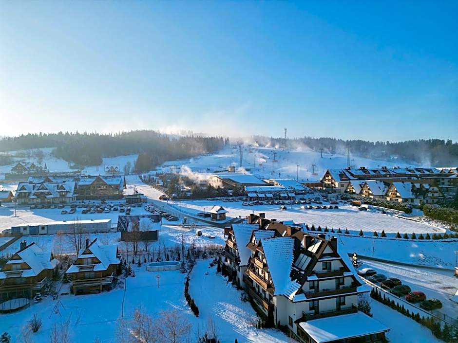 Willa Stożek, 50 m od term i wyciągów narciarskich