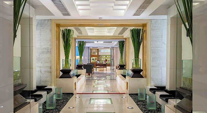 Dusit Thani Manila Hotel