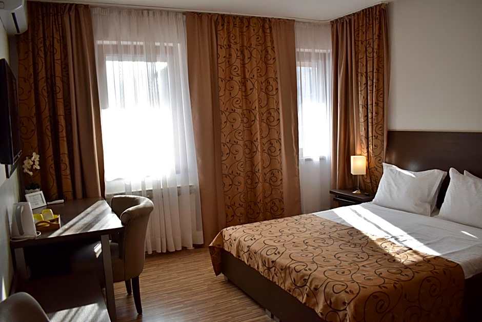 Hotel Divan