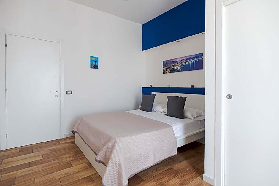 Naples Gateway Rooms