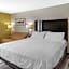 Holiday Inn Express Hotel & Suites Cincinnati-Blue Ash By IHG