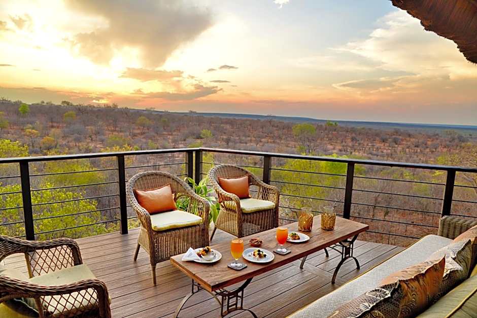 Victoria Falls Safari Club