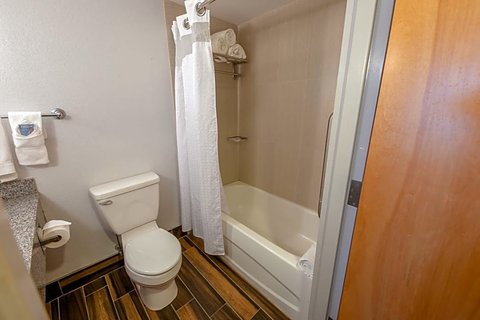 Holiday Inn Manahawkin/Long Beach Island Hotel By IHG