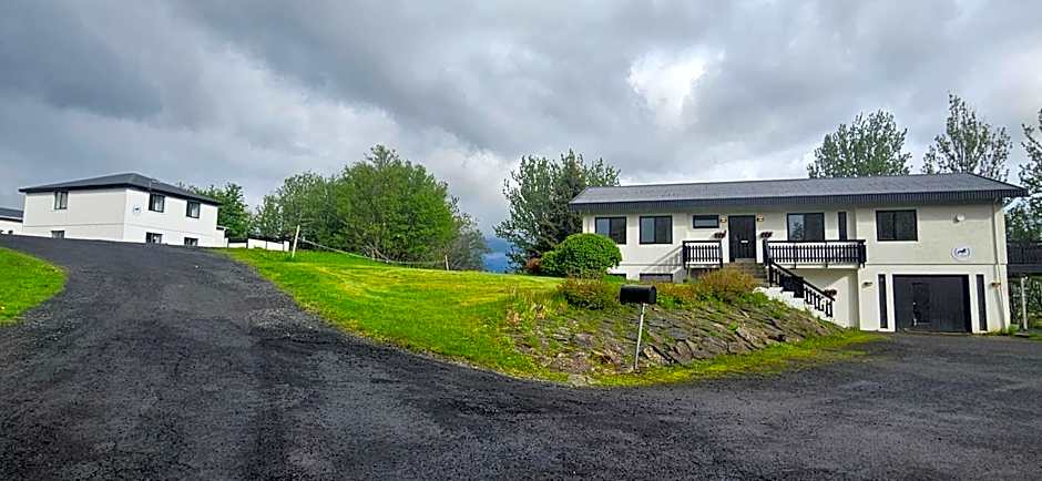 Fellskotshestar Guesthouse