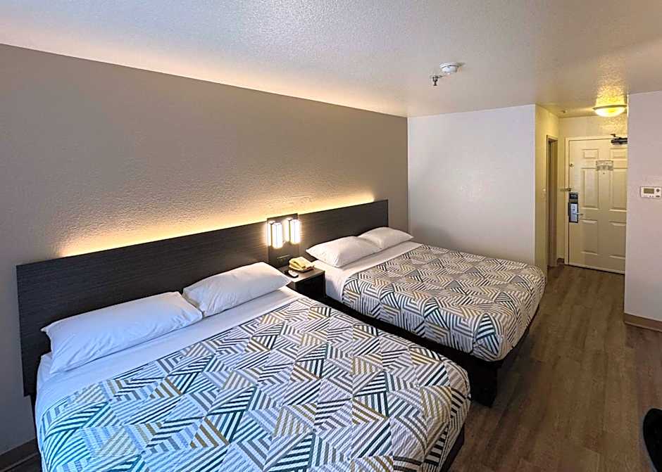 Motel 6-Glenview, IL - Chicago North