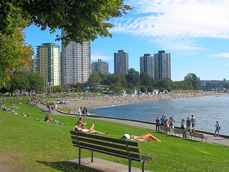 Divya Sutra Suites on Robson Downtown Vancouver
