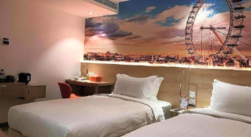 London Hotel