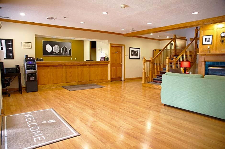 Country Inn & Suites by Radisson, Bloomington-Normal West, IL