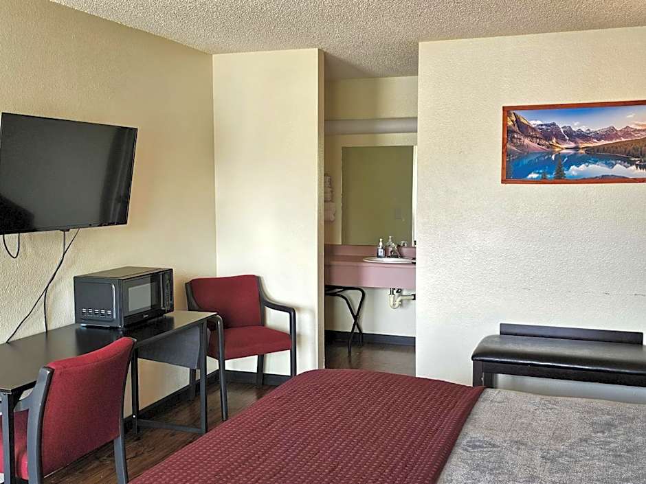 Sumner Motor Inn