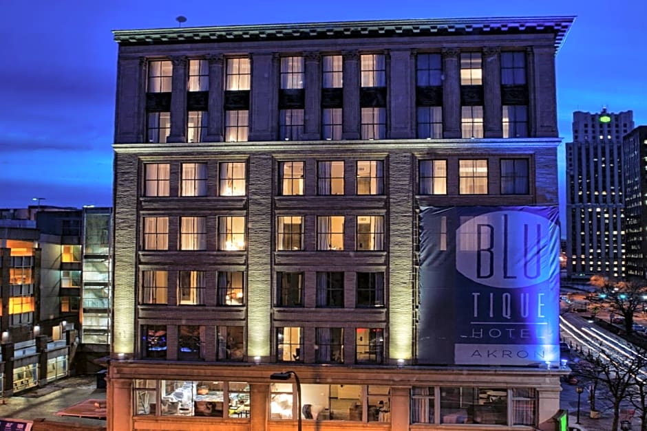 BLU-Tique, Akron, a Tribute Portfolio Hotel