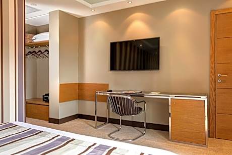 Double or twin superior