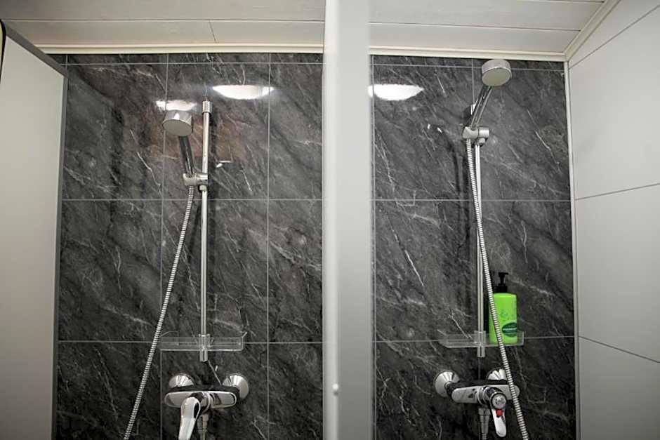 Rafi - The Village of Silence, Aurora Cabin 4