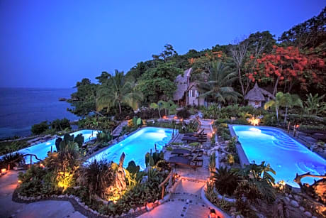 Hermosa Cove Villa Resort & Suites