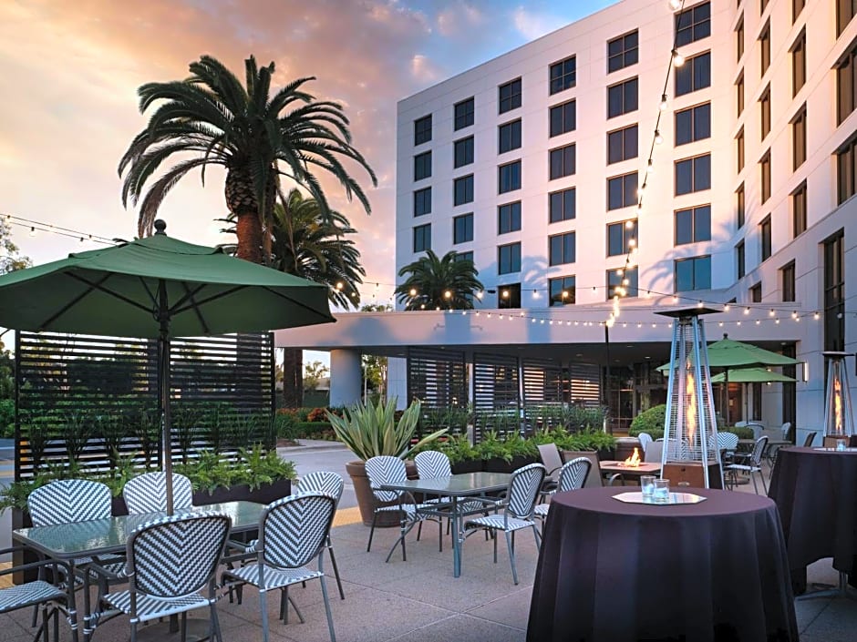 DoubleTree By Hilton Hotel Irvine-Spectrum