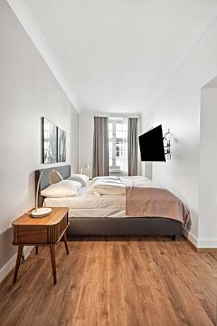 One-Bedroom Comfort Suite