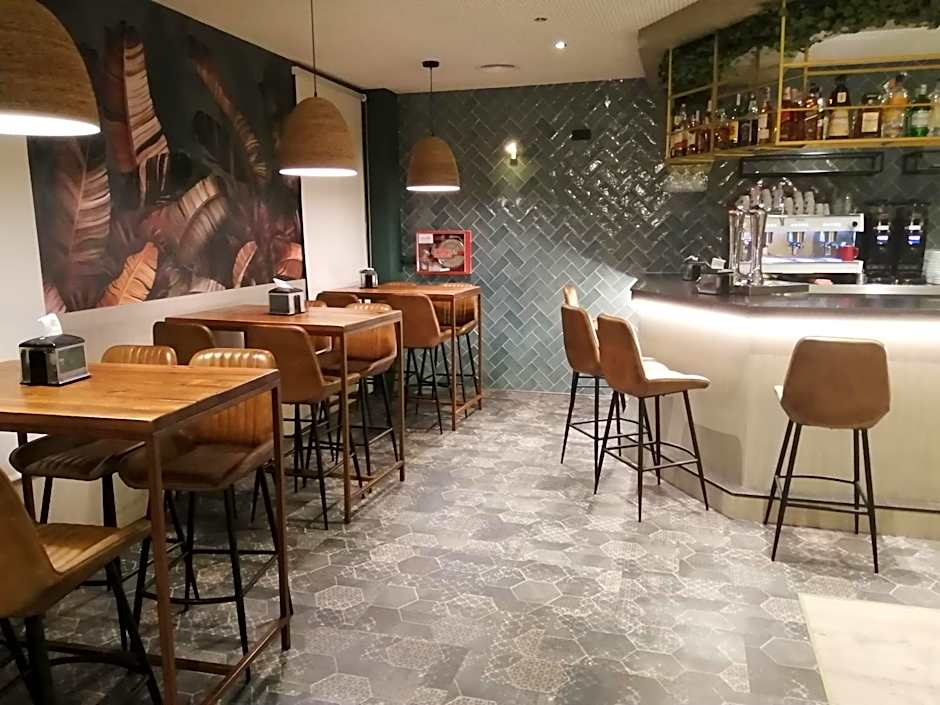 Hotel Sercotel Doña Carmela