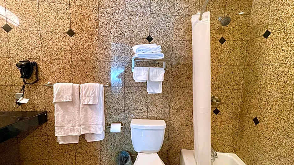 Quintessence ApartHotel