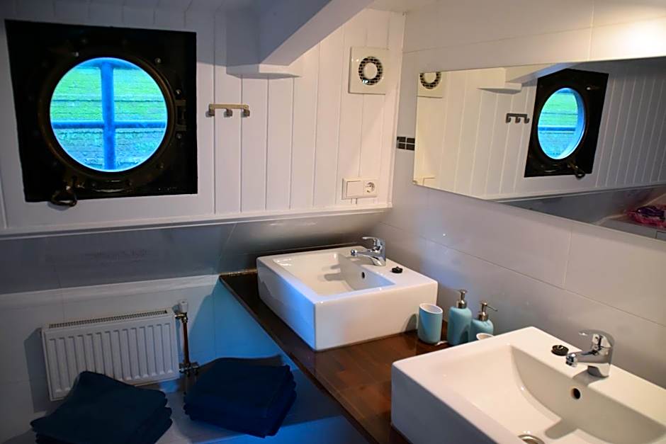 Boathotel Rotterdam Anna