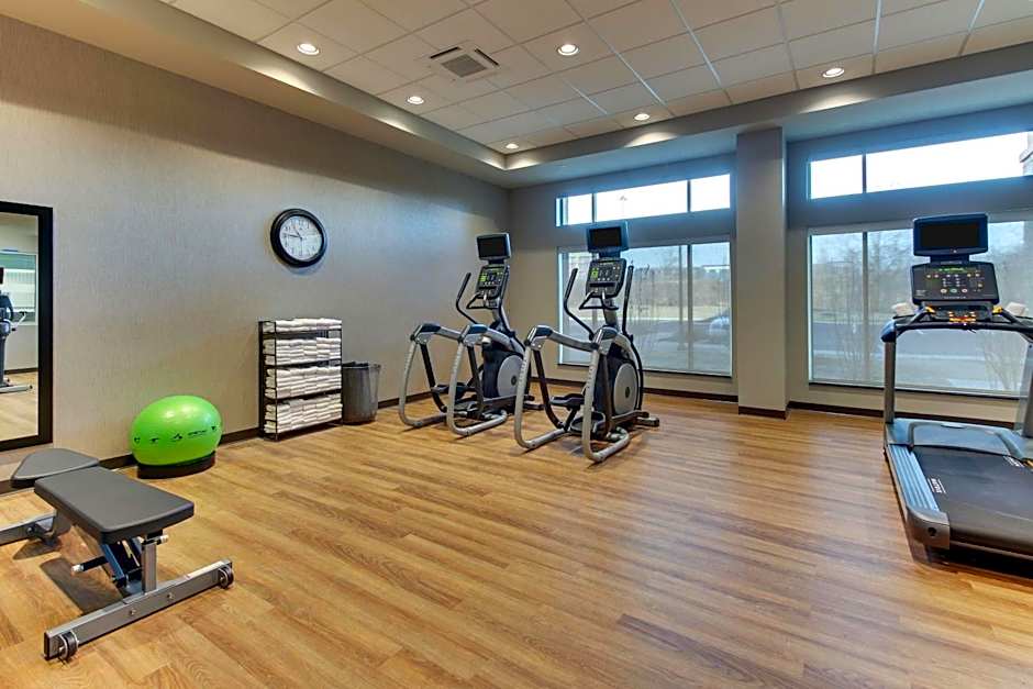 Drury Inn & Suites Cleveland Beachwood