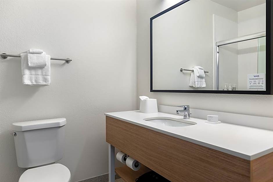 Spark by Hilton Indianapolis Northeast Fishers