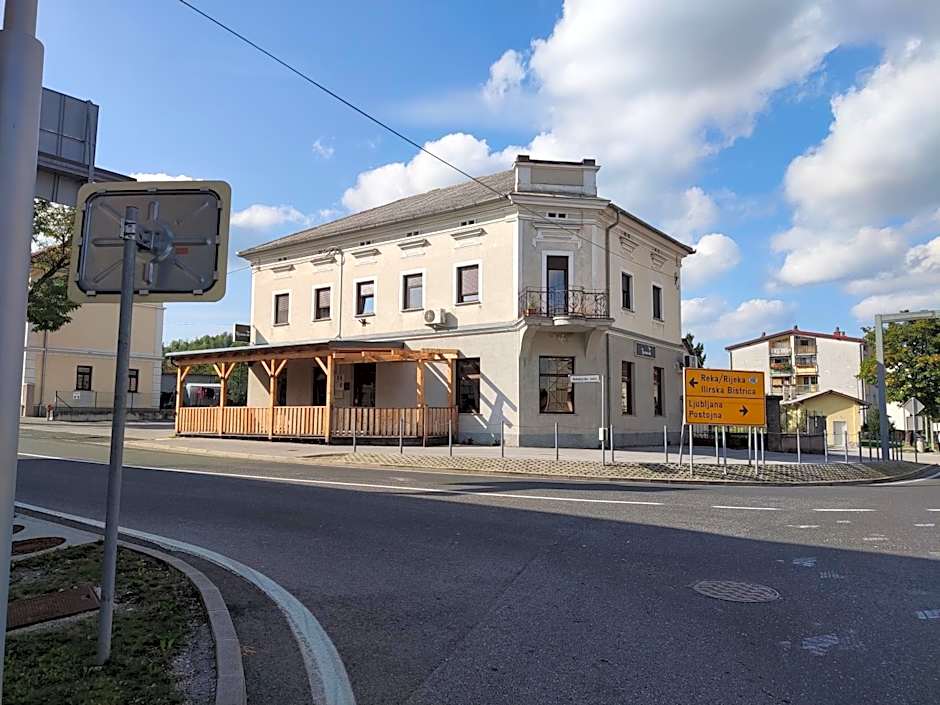 Family Hostel Pivka