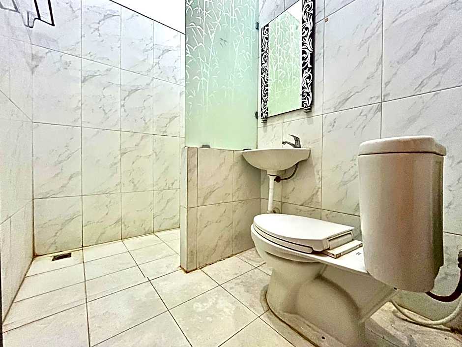 D Maktab Syariah Mitra RedDoorz Malang