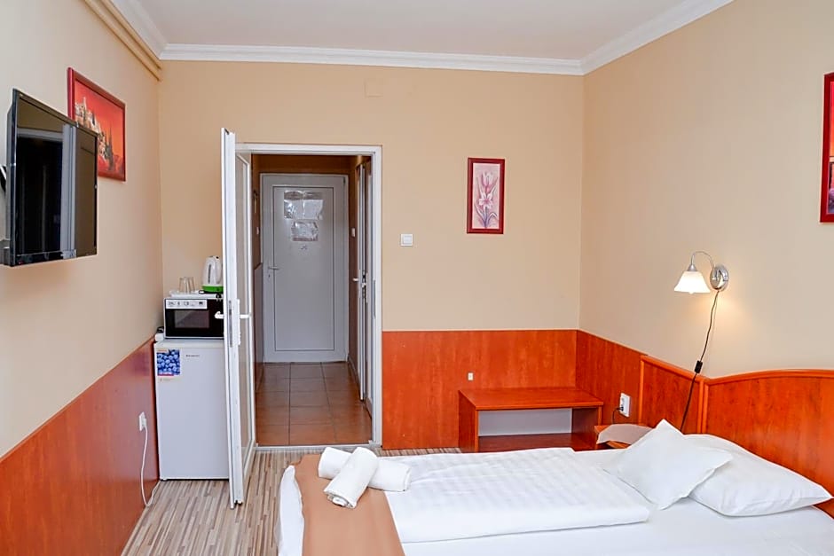 Major Panzió és Étterem