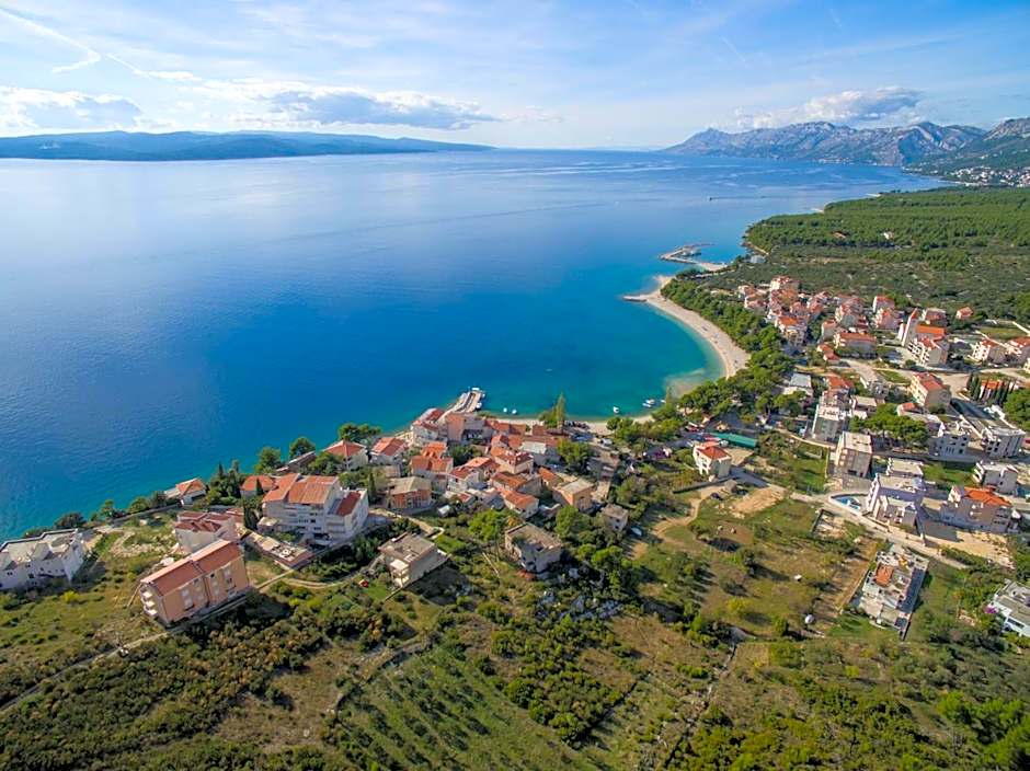 White Stone Villa 43