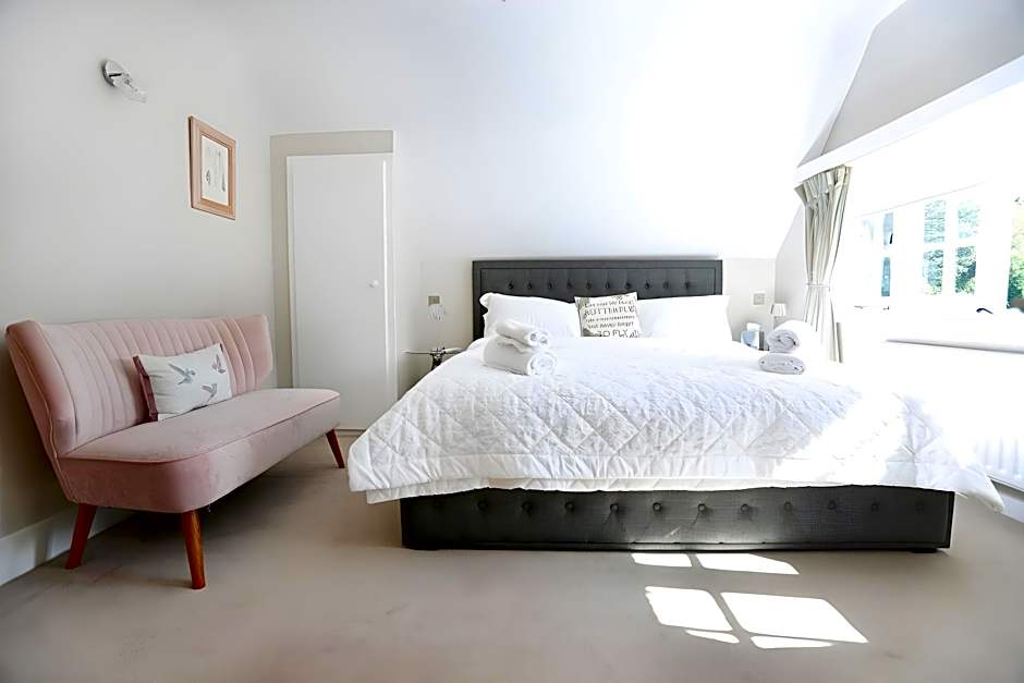 Photo 1 of 1 of Deluxe 1 Queen Bed, 2nd Floor