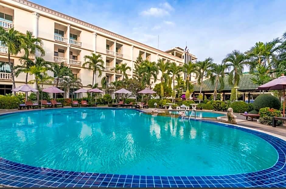 Photo 1 of 50 of Romeo Palace Hotel