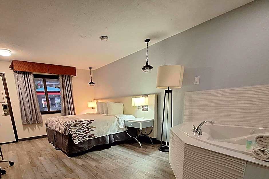 Travelodge by Wyndham Indianapolis Speedway