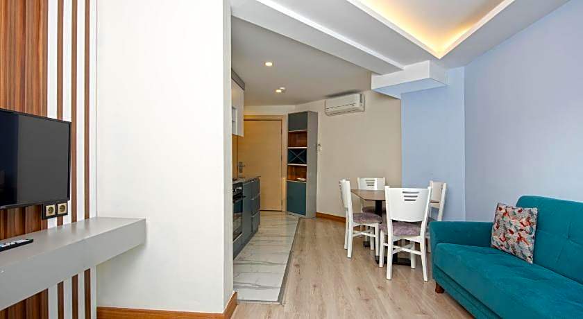 Citrus Luna Suite Hotel