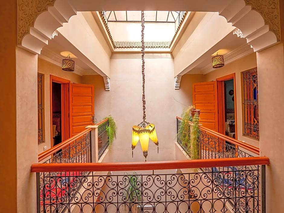 Riad Majdoulina chez JIJI