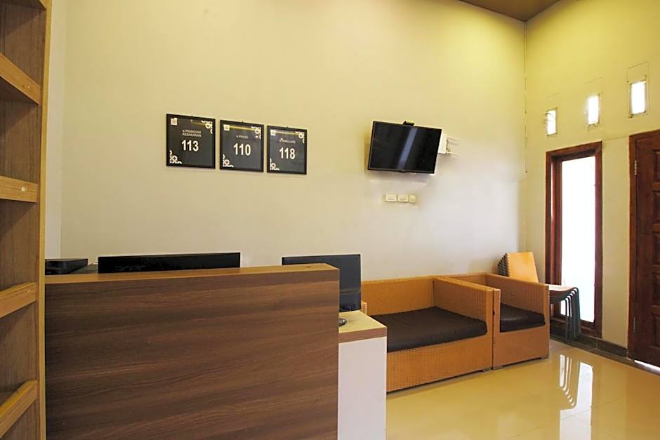 OYO Life 2273 Pratama Homestay