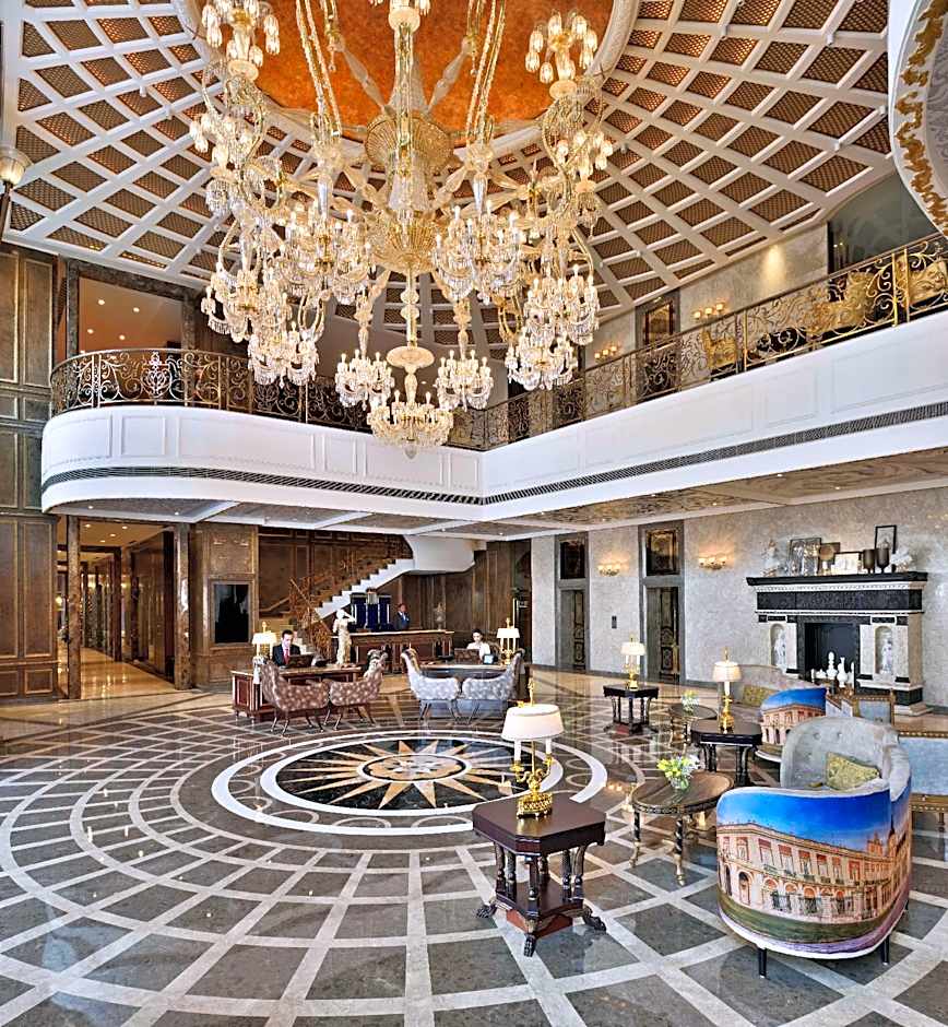 Rahul With Ekta | studiovisionphotography.com, image size:868x940