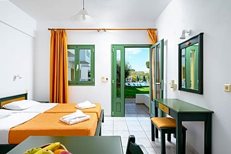 Studio (2 Adults)