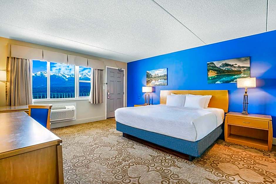 Days Inn by Wyndham Golden