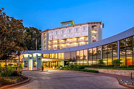 Crowne Plaza Cabana Hotel By IHG