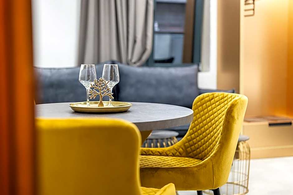 Royal Gold City Suites by Omilos Hotels