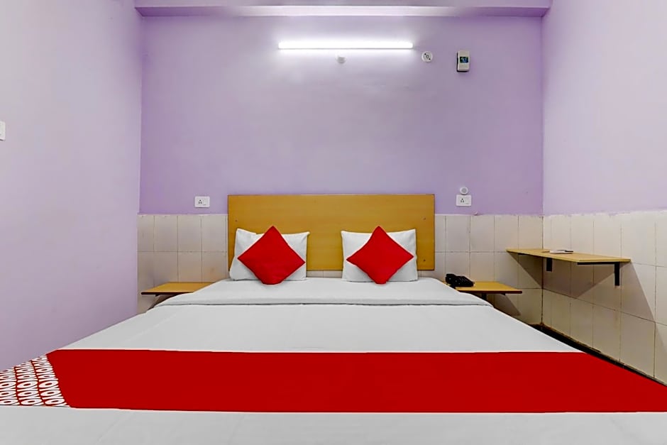OYO Flagship C Sarovar Exotica Near Badshahnagar Metro Station – Lucknow, 