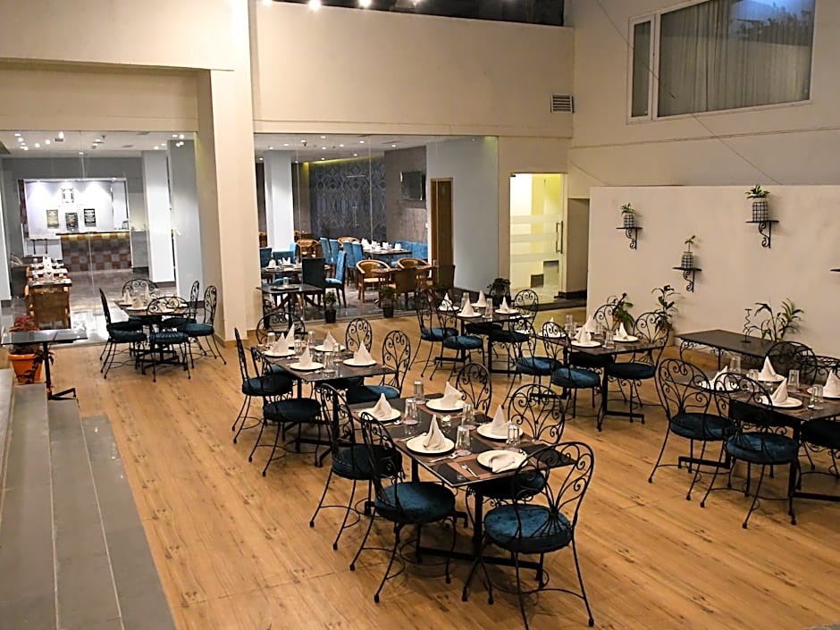 Amarpreet, Chhatrapati Sambhajinagar - AM Hotel Kollection