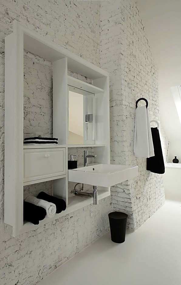 Maison Nationale City Flats & Suites