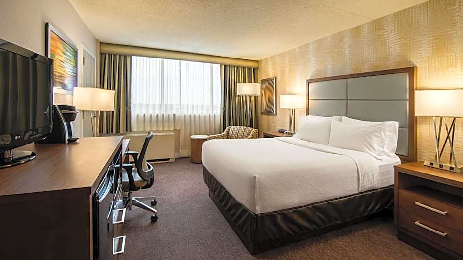 Holiday Inn Winnipeg-South By IHG