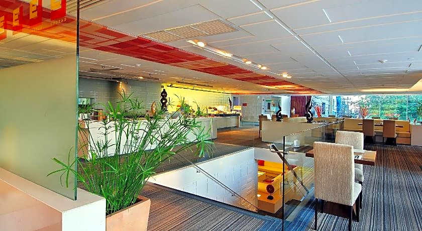 Le Fenix Sukhumvit (SHA Extra Plus)