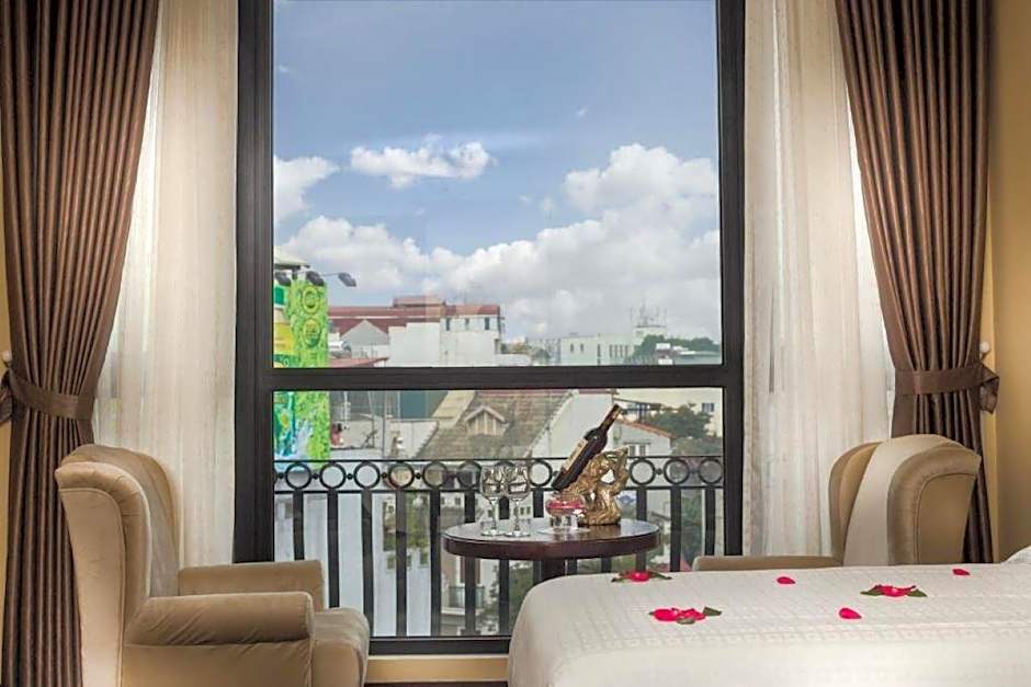 Photo 1 of 49 of Hanoi Marvellous Hotel & Spa