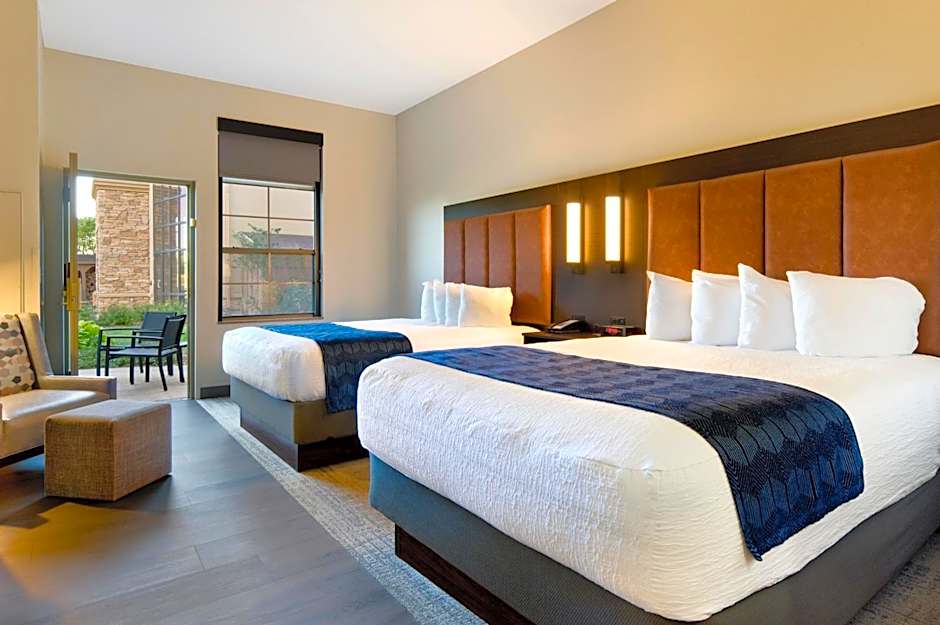 ClubHouse Hotel Sioux Falls