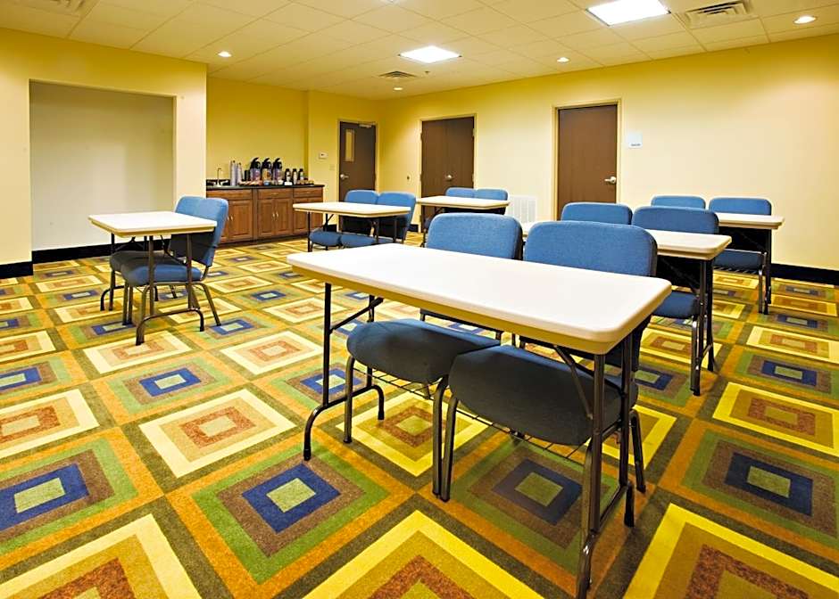Holiday Inn Express Childress By IHG