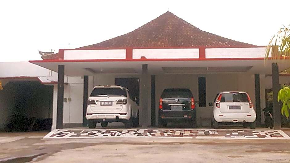 HOTEL SEGARA MANDALA