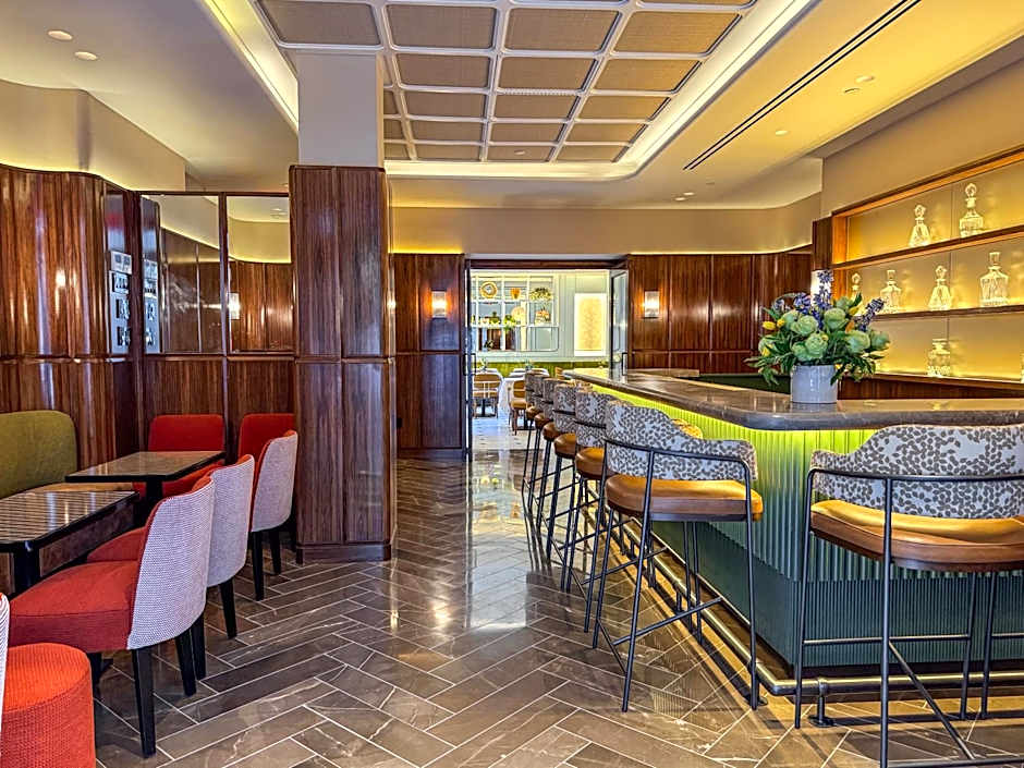 The Iroquois Hotel